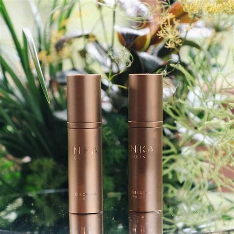 BB cream hidratante ecológica color nude de Inika