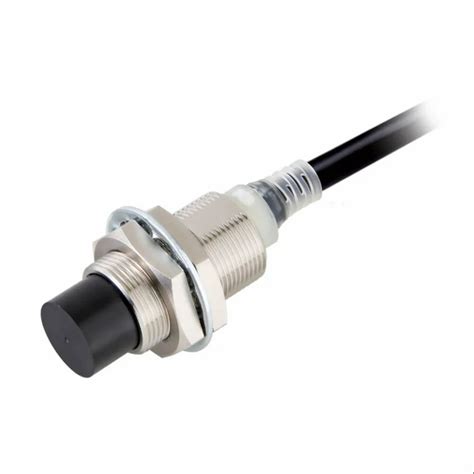 E2E X10MC118 2M OMRON PROXIMITY SENSOR At Rs 3022 Omron Proximity