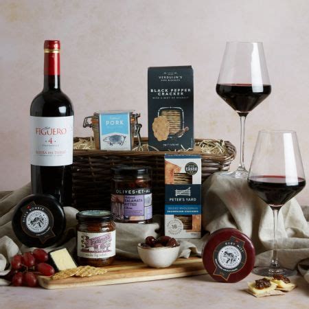 Luxury Food & Drink Hampers | Free UK Delivery | hampers.com