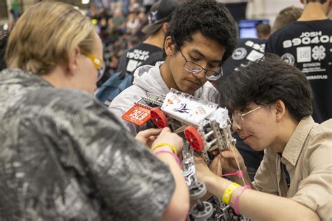 VEX V5 Robotics Competition Drive Team Training Course 2024 25 High