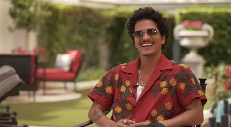 Ingressos em pré venda para shows de Bruno Mars esgotam em uma hora