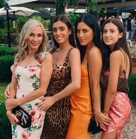 Bianca Censori S Mum Makes Stern Comment On Naked Grammys Stunt After