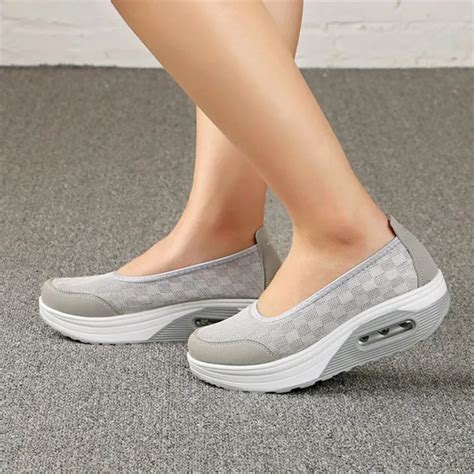 Summer New Women S Thick Soled Shoes Shake Fashion Casual Shake