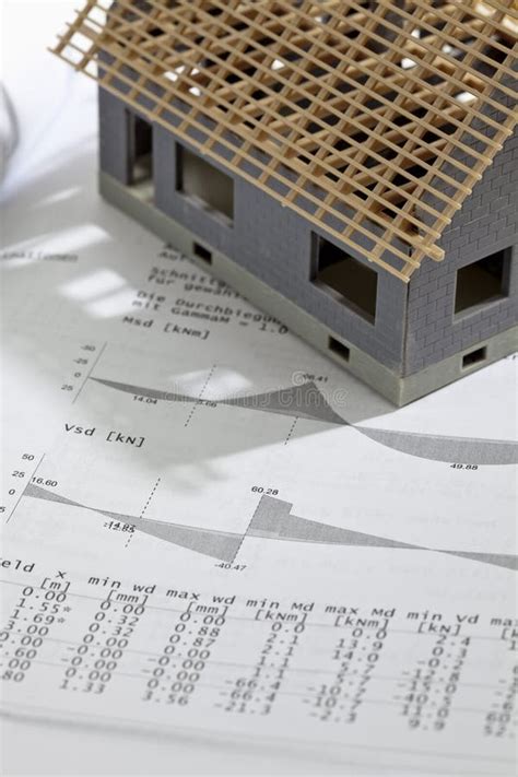 Modelhuis Met Het Certificaat Van Energieprestaties Stock Foto Image