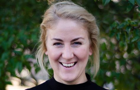 smaalenenes avis tonje er fra jessheim og  bli var neste