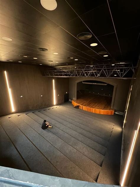 HZ Teatro Sesi será reinaugurado grandes nomes da cultura do ES