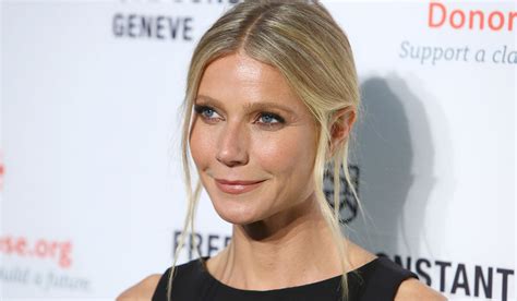 Covered In Goop Naked Gwyneth Paltrow Takes A Mud Bath After Bee Venom