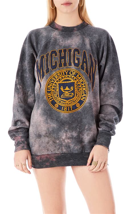 Vintage Cloud Tie Dye Sweatshirt Lf Stores