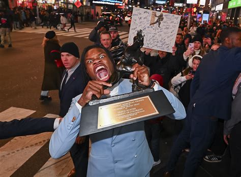 Travis Hunter Claps Back After Heisman Win Goes Viral For The Wrong