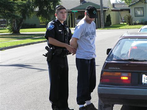 Police Arrest Picture - 🆆🅾🆁🅻🅳
