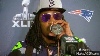 Marshawn Lynch Press Interview: 'You Know Why I'm Here' on Make a GIF