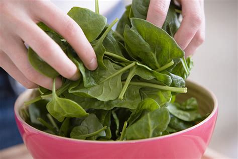 Three Healthy Spinach Recipes Chatelaine