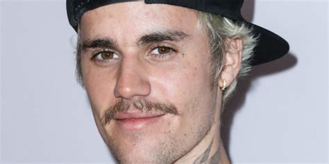 Justin Bieber Shaves His Mustache After Fans Online Begged Him To ...