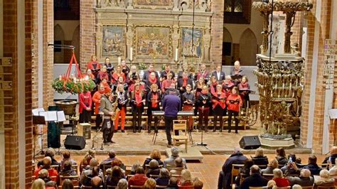 Mittelalter Trifft Auf Popmusikam Juni In Der St Nikolai Kirche