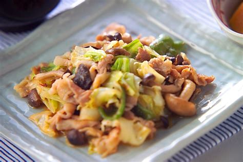 豚肉と野菜のみそ炒め【e・レシピ】料理のプロが作る簡単レシピ20040913公開のレシピです。