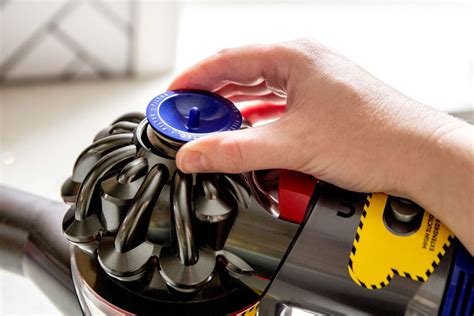 How To Best Clean A Dyson Vacuum