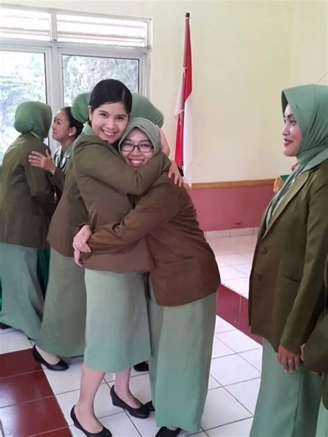 Potret Annisa Pohan Nostalgia Kala Jadi Istri TNI Entertainment