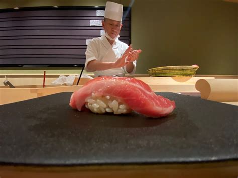 Yoshino opens to acclaim in New York City