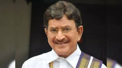 Veteran actor and Mahesh Babu's father Krishna dies at 80; ex-CM ...