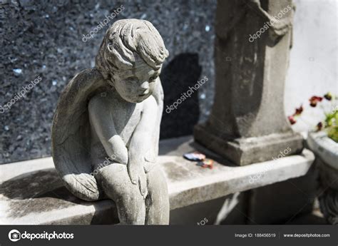 Detalhe Túmulo Anjo Triste Cemitério Lafayette Cidade New Orleans