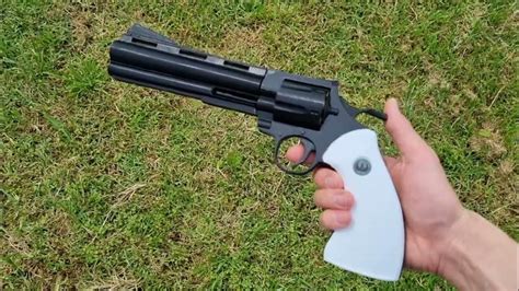 Tf2 Spys Revolver Prop 3d Printed Youtube