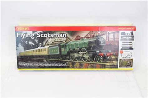 Lot 2810 - Railway - Hornby 00 gauge Flying Scotsman