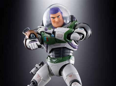 Lightyear S H Figuarts Buzz Lightyear Action Figure