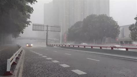 Las Lluvias Torrenciales En El Sureste De China Dejan Al Menos