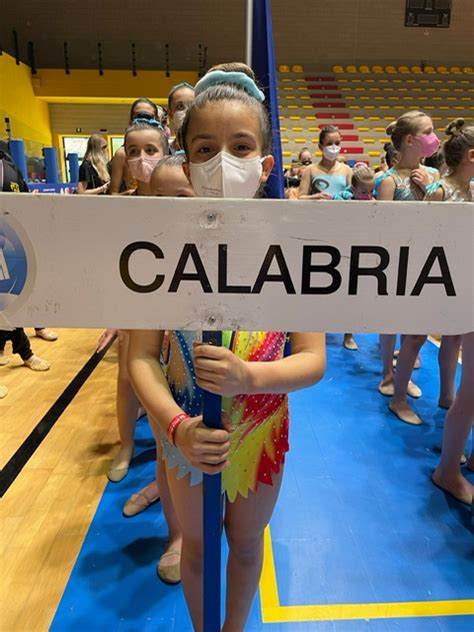 Reggio Calabria La Ritmica Restart Conquista 8 Medaglie Nel 16