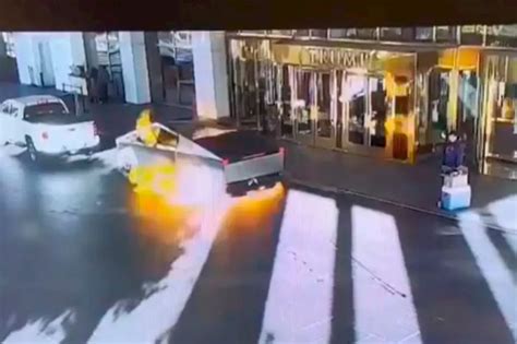 Explosión de un vehículo Tesla frente a un Trump Hotel en Las Vegas