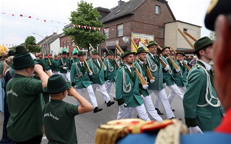 Mönchengladbach Schützenfest Der St Nikolaus Bruderschaft In Hardt