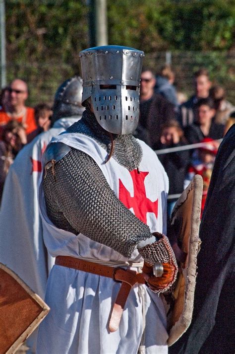 17 Best images about Knights Templar Armour on Pinterest | Armors ...