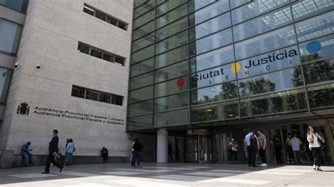 Ib N A Disposici Judicial Els Cinc Menors Detinguts Per Violar Dues