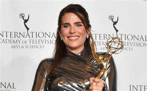 Karla Souza Anuncia Su Tercer Embarazo Luciendo Su Abultado Abdomen Fama