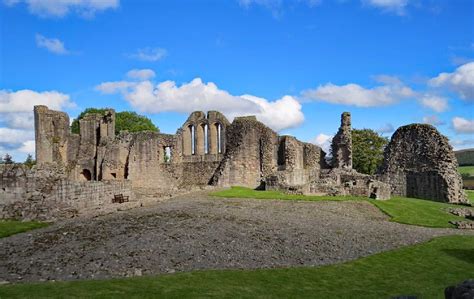 Kildrummy Castle - Britain's Castles