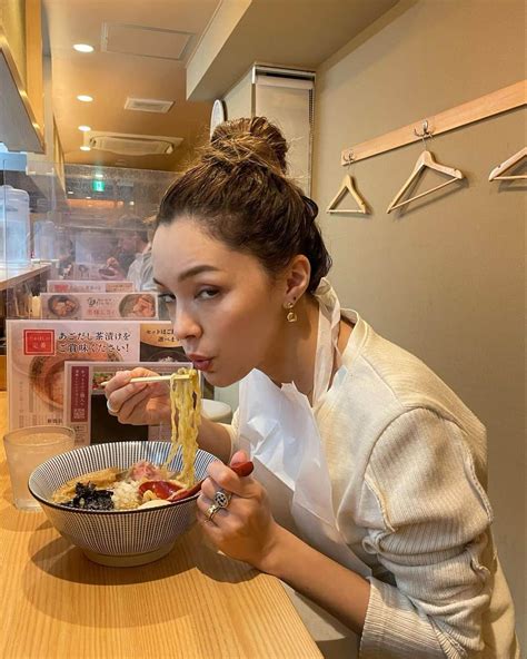 ステファニーさんのインスタグラム写真 ステファニーinstagram「🍜🍥 ️‍🔥 先日初めて行ったお店、新潟の燕三条っぽくて好きだっ