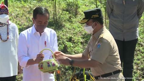 Bawa Tanah Dan Air Dari Jakarta Anies Harap Ikn Hadirkan Keadilan