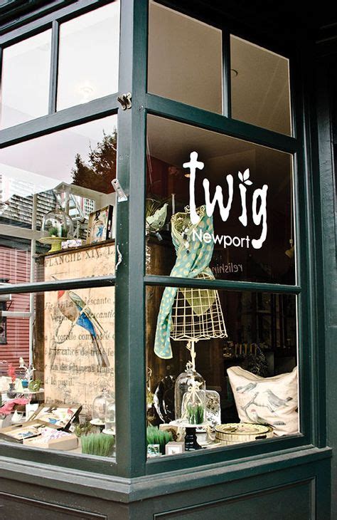 8 Best T Shop Window Displays Ideas Shop Window Displays T