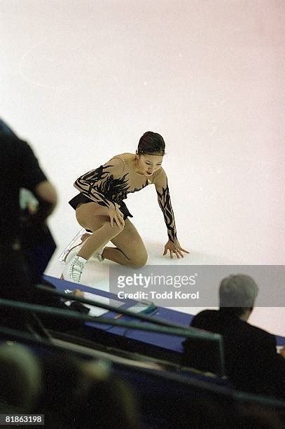 136 Michelle Kwan And Sports Illustrated Stock Photos High Res