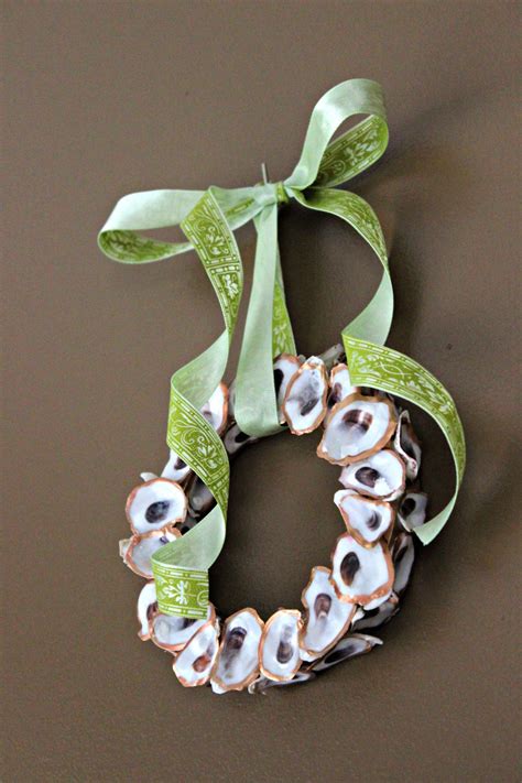 Tiny Diy Oyster Shell Wreath Oysters Pearls Oyster Ornament