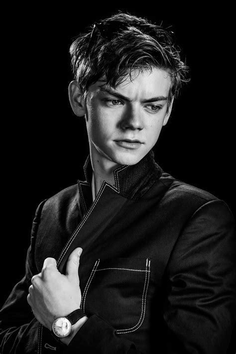 Thomas Brodie Sangster Love Actually Got Знаменитости парни Портреты мужчин Мужчины