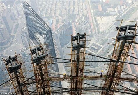 Scaffolding The World Second Tallest Building Shanghai Shanghai Tower