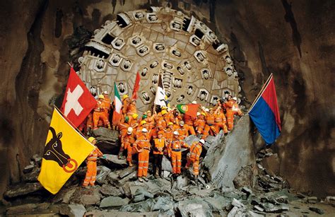 Finaler Durchstich Am Gotthard Basistunnel Am Schweiz