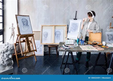 Young Student Artist At Art Workplace Stock Image Image Of Exhibition