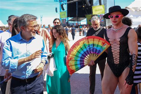 Arraial Pride Junta Milhares Em Lisboa Pela Defesa Dos Direitos LGBTI