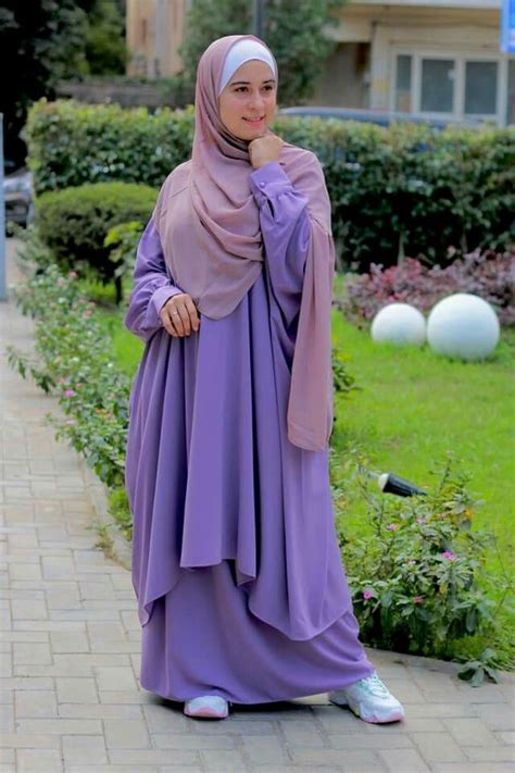 Pin By Maryam On Styling Muslimah Fashion Outfits Muslim Fashion Hijab Outfits Muslim