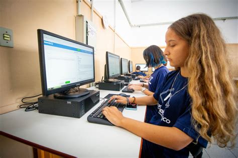 Alunos E Professores Da Rede Estadual Ganham Plataforma Para Li O De