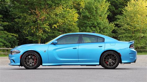 Review: 2016 Dodge Charger SRT Hellcat