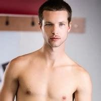 Heteroflexible Benjamin Blue Gets Wildly Destroyed While Riding Horny Straight Buddy Kenzo