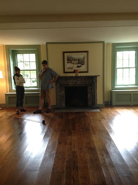 Larger room at Poole Forge mansion. | Wedding flower decorations